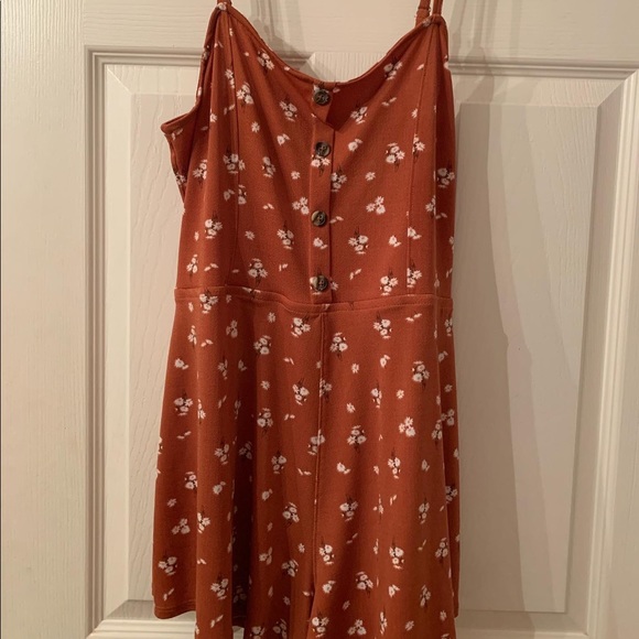 Romper - Picture 1 of 3